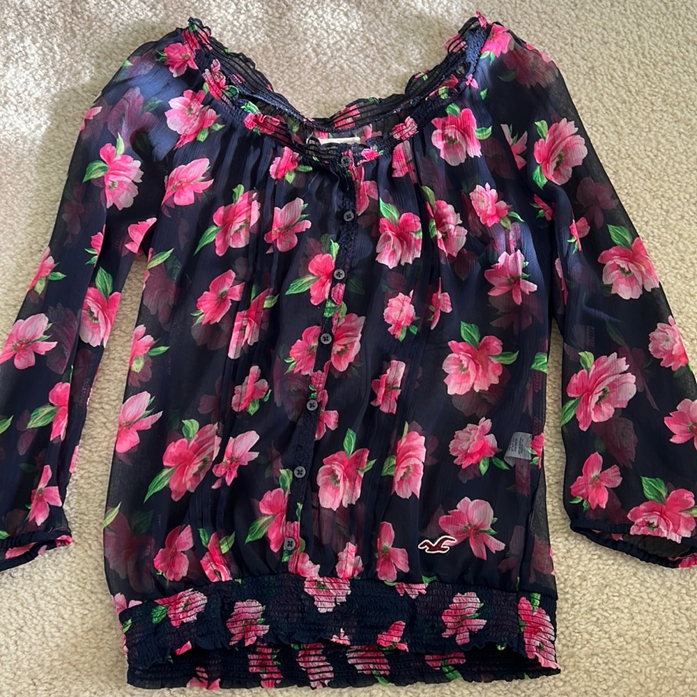 Hollister: Floral Blouse